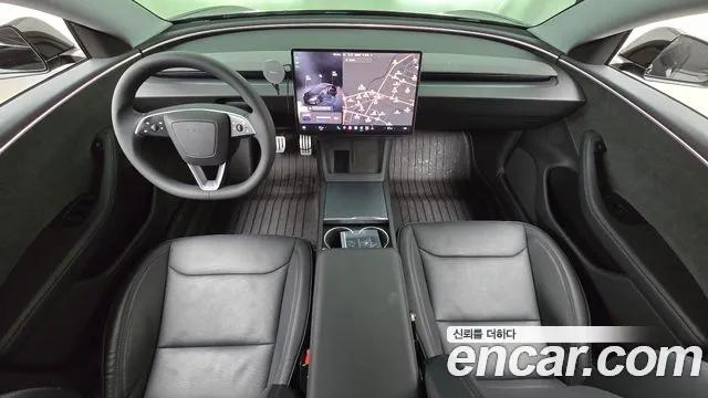 Tesla Model 3 2025 thumb 7