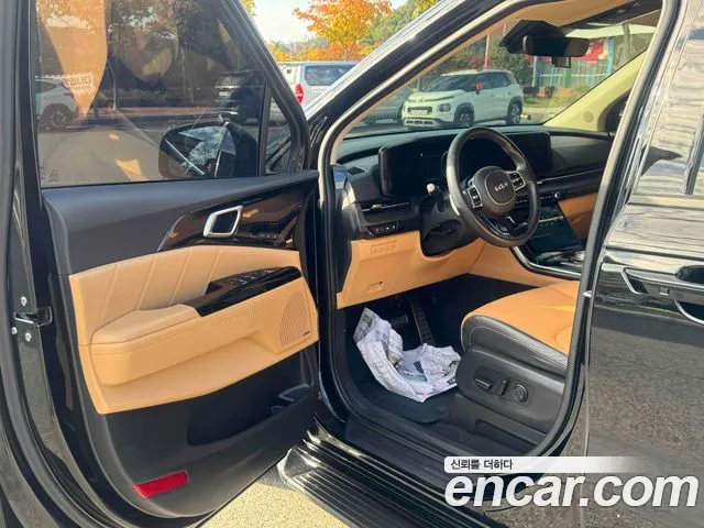 Kia Carnival 2022 thumb 5