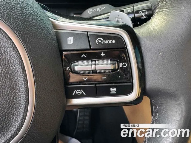 Kia Carnival 2022 thumb 8