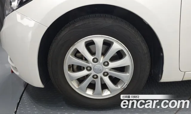 Kia K3 2015 thumb 4