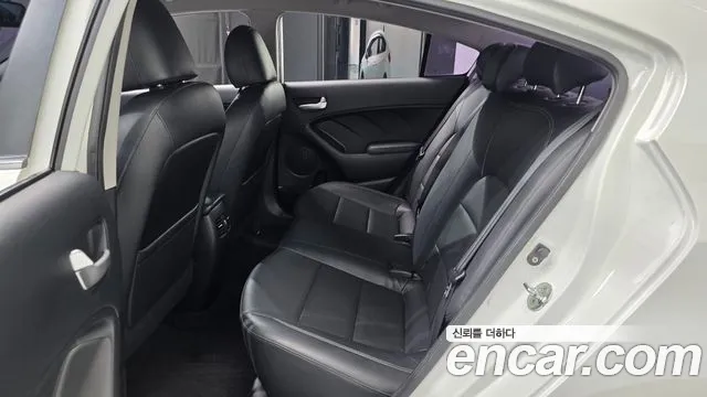 Kia K3 2015 thumb 11