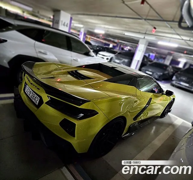 Chevrolet Corvette 2023 thumb 6