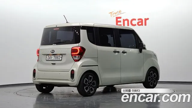 Kia Ray 2018 thumb 2