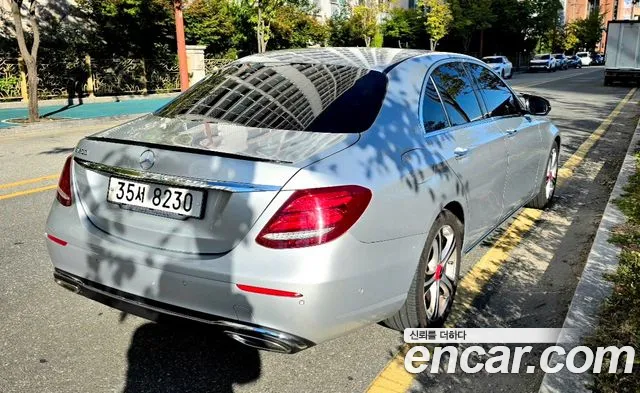 Mercedes-Benz E-Класс 2017 thumb 2