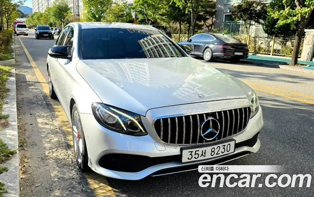 Mercedes-Benz E-Класс 2017 thumb 6