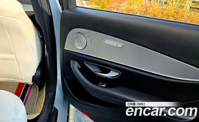 Mercedes-Benz E-Класс 2017 thumb 11