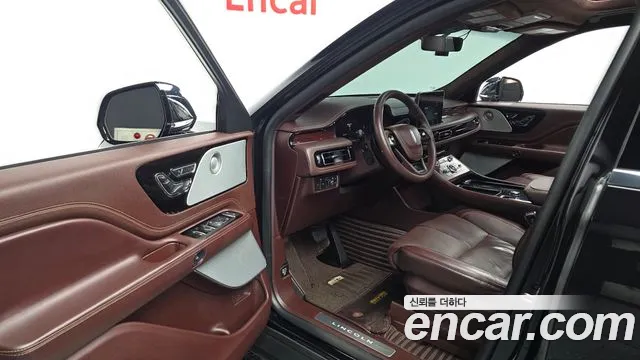 Lincoln Aviator 2022 thumb 10