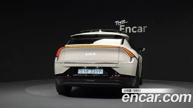 Kia EV6 2021 thumb 4
