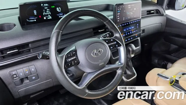 Hyundai Staria 2021 thumb 11