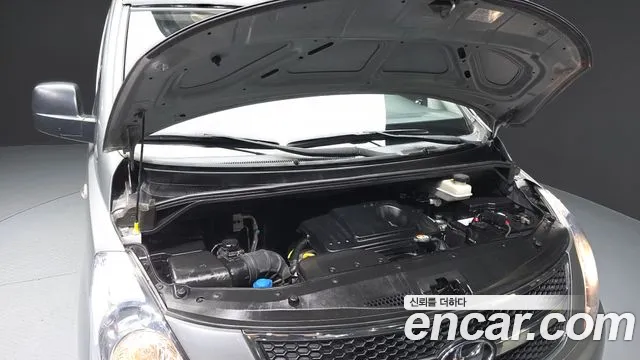 Hyundai Starex 2013 thumb 6