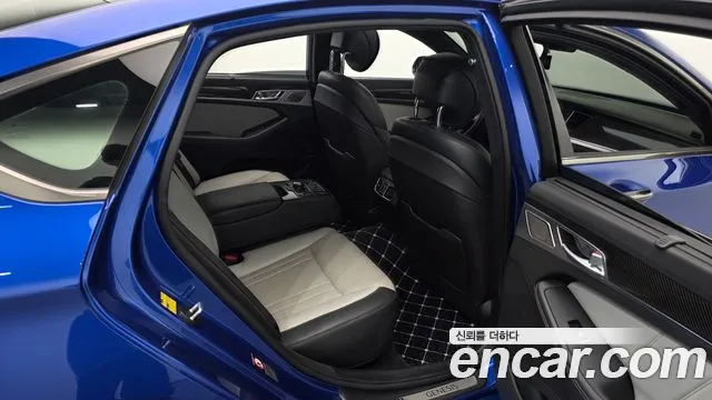 Genesis G80 2018 thumb 11