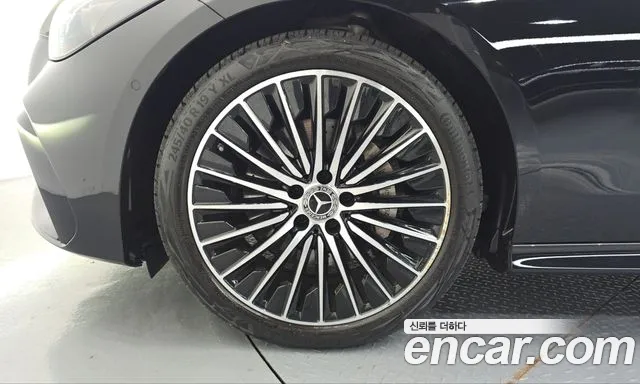 Mercedes-Benz CLE-Class 2025 thumb 5