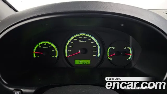 Hyundai Starex 2014 thumb 8