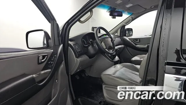 Hyundai Starex 2014 thumb 10