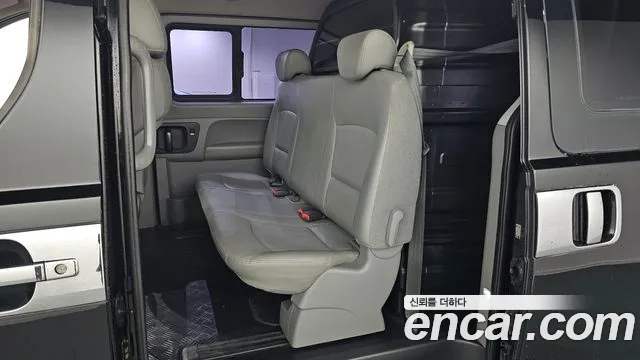 Hyundai Starex 2014 thumb 11