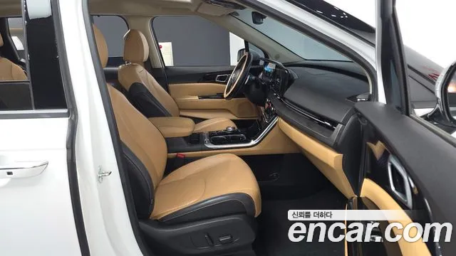 Kia Carnival 2023 thumb 11