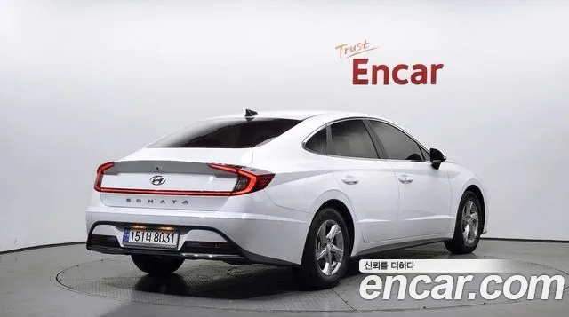 Hyundai Sonata 2022 thumb 2
