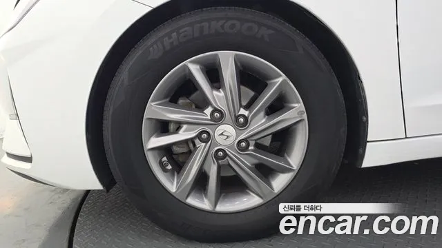 Hyundai Avante 2019 thumb 5