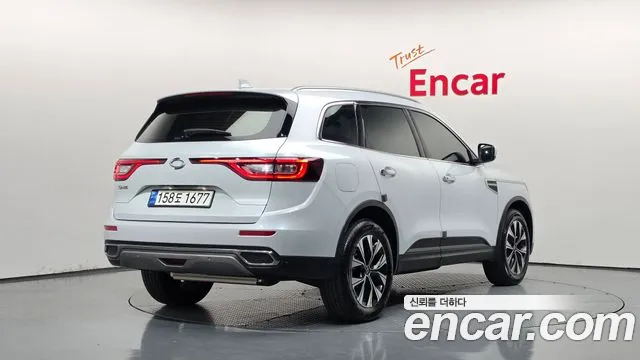 Renault-KoreaSamsung Koleos 2022 thumb 2