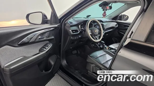 ChevroletGMDaewoo TrailBlazer 2020 thumb 10