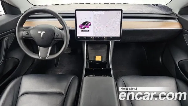 Tesla Model 3 2020 thumb 7