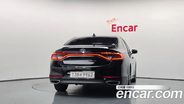 Hyundai Grandeur 2017 thumb 4