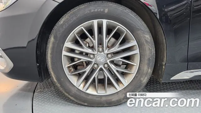 Hyundai Grandeur 2017 thumb 5
