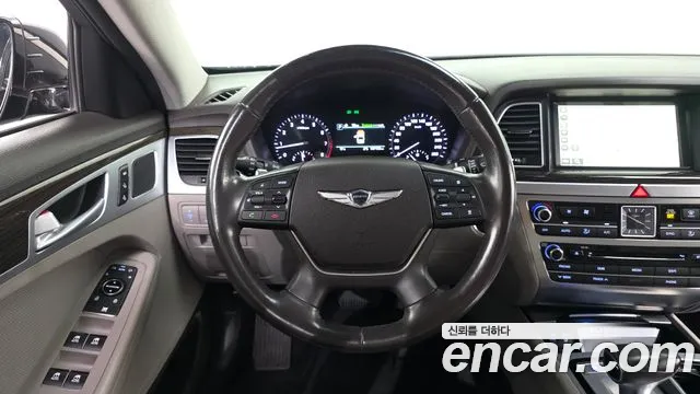 Genesis G80 2017 thumb 12
