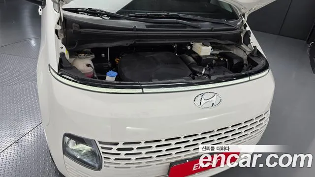 Hyundai Staria 2022 thumb 6