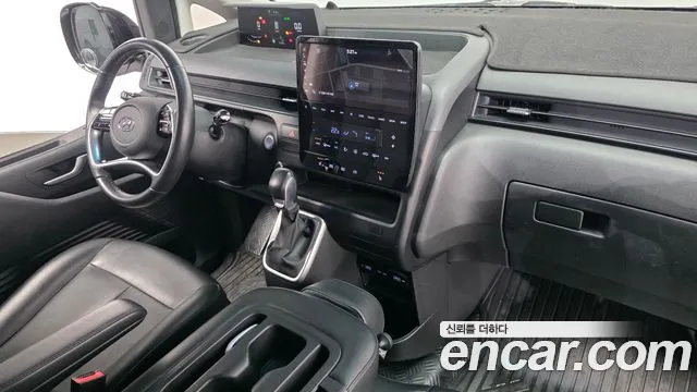 Hyundai Staria 2022 thumb 7
