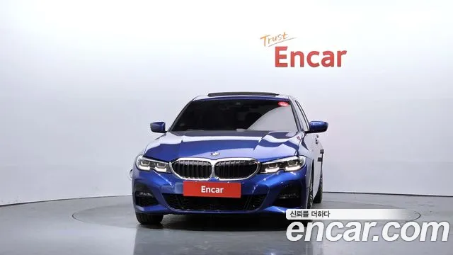 BMW 3-Series 2020 thumb 3