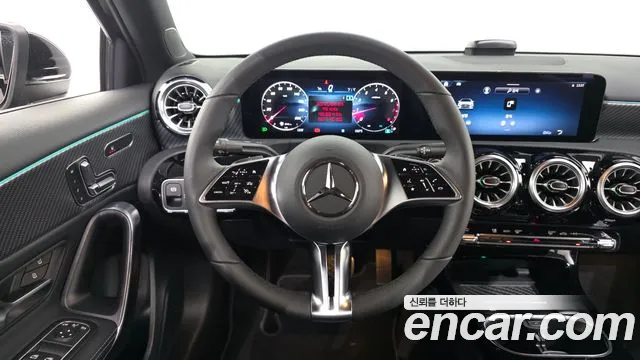 Mercedes-Benz A-Класс 2025 thumb 12