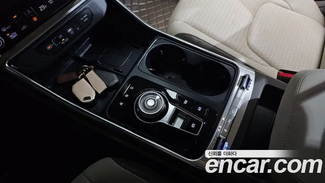 Kia Carnival 2024 thumb 8