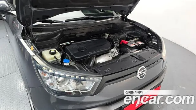 KG_Mobility_Ssangyong TIBOLI 2017 thumb 6
