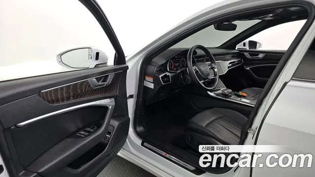 Audi A6 2021 thumb 10