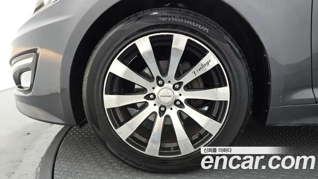 Kia K5 2011 thumb 5