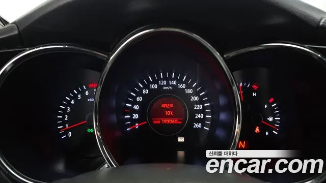 Kia K5 2011 thumb 8