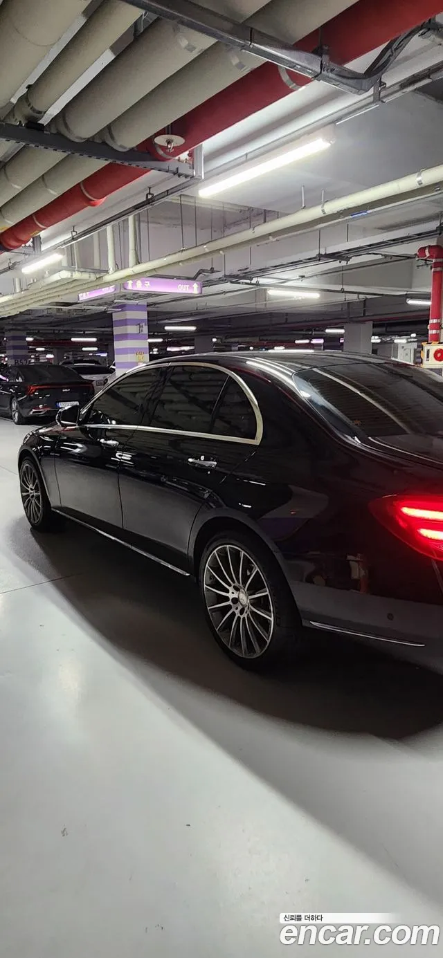 Mercedes-Benz E-Класс 2017 thumb 2