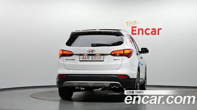 Hyundai Santa Fe 2014 thumb 4