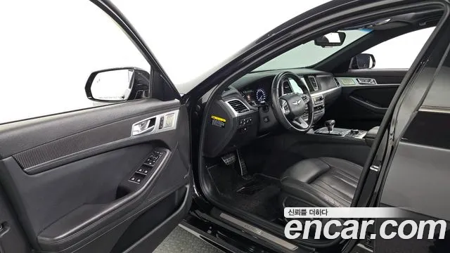 Genesis G80 2017 thumb 10