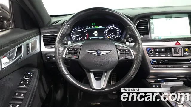 Genesis G80 2017 thumb 12