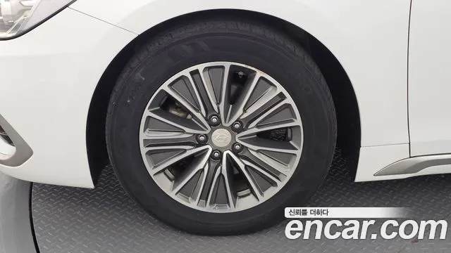 Hyundai Grandeur 2019 thumb 5