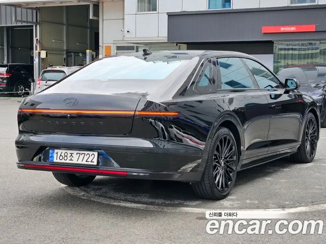 Hyundai Grandeur 2023 thumb 4