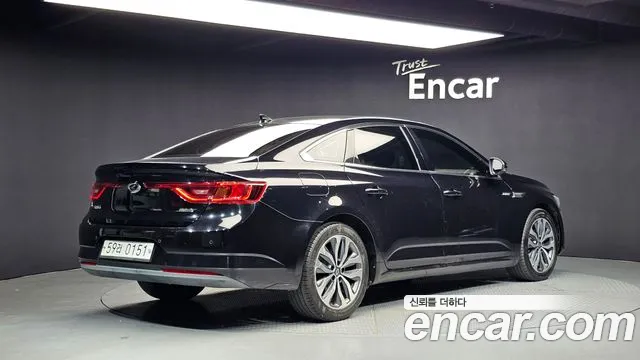 Renault-KoreaSamsung Megane 2016 thumb 2