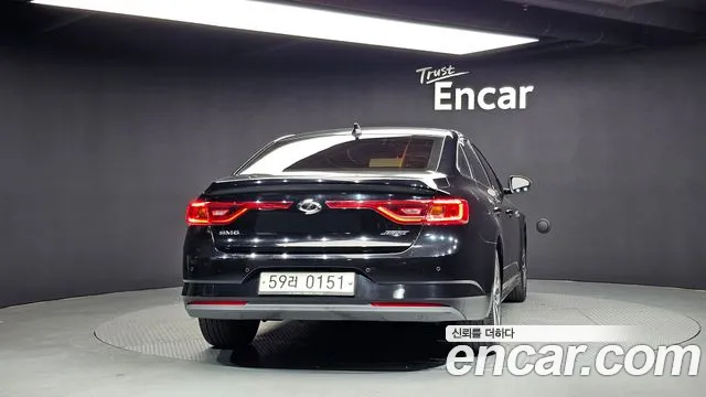 Renault-KoreaSamsung Megane 2016 thumb 4