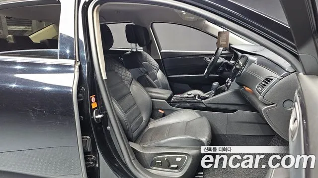 Renault-KoreaSamsung Megane 2016 thumb 12