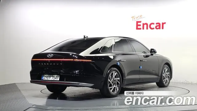 Hyundai Grandeur 2023 thumb 2