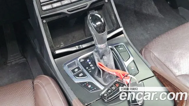 Hyundai Grandeur 2015 thumb 8