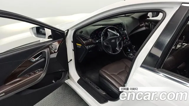 Hyundai Grandeur 2015 thumb 10