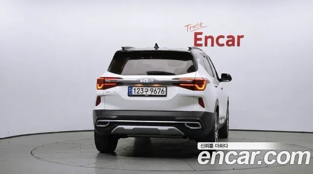 Kia Seltos 2022 thumb 4